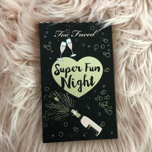 Too faced super fun night palette🖤